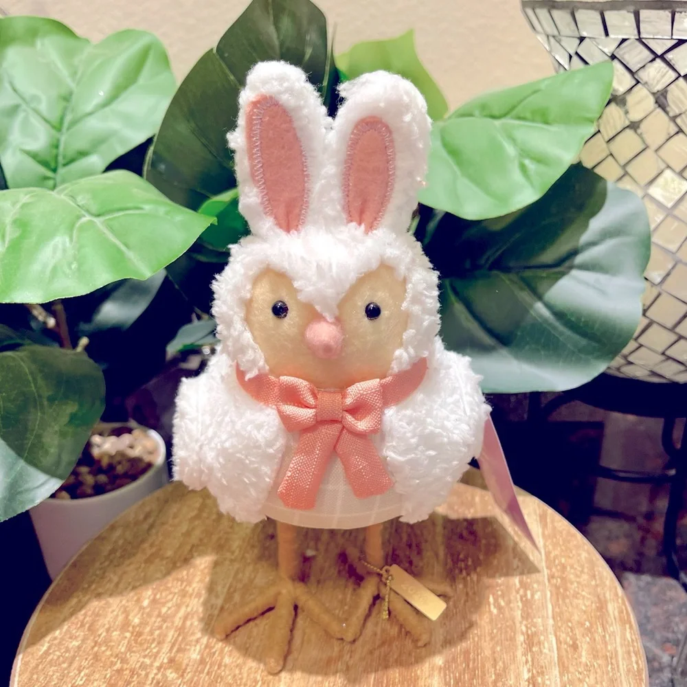 Featherly Friends Easter Bird Tuft the Bunny